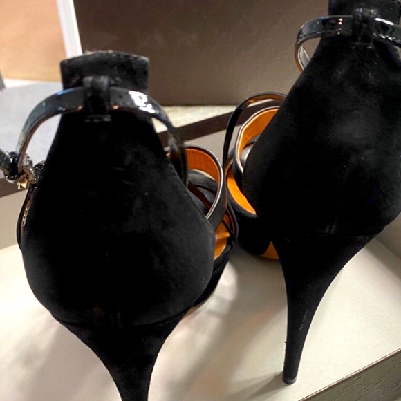 Gucci gorgeous black heel shoes - Picture 2 of 4